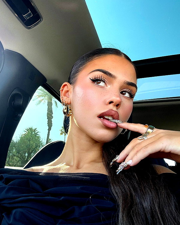 leahhalton instagram image archive image