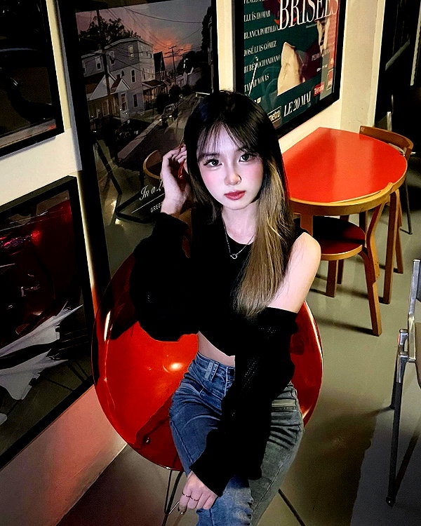 52._.0921 instagram image archive image