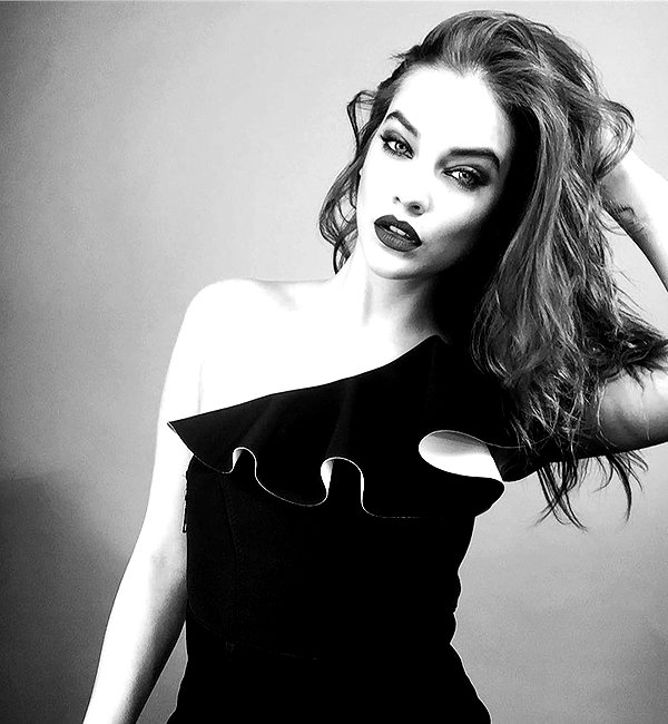 realbarbarapalvin instagram image archive image