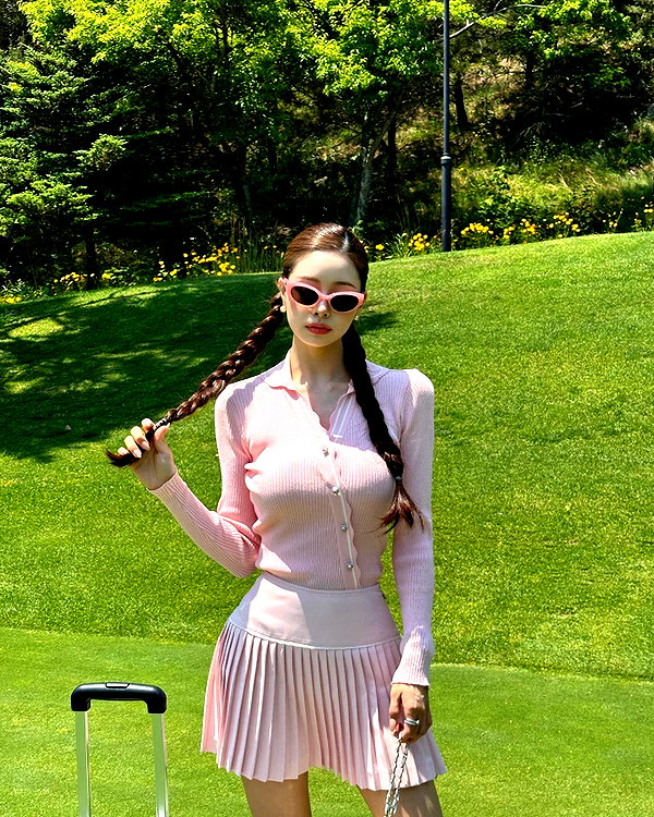dear.zia instagram image archive image