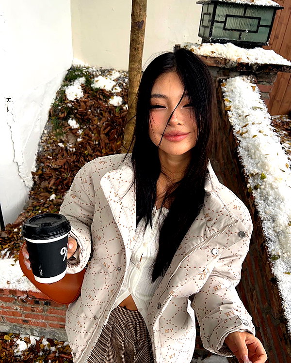 ll.lu1s instagram image archive image