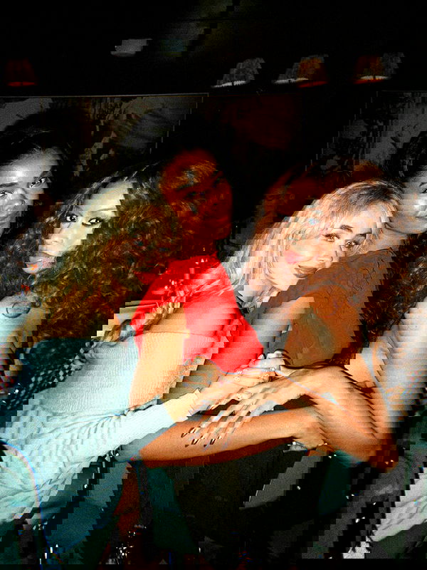 sabrinacarpenter sabrinacarpenter archive image