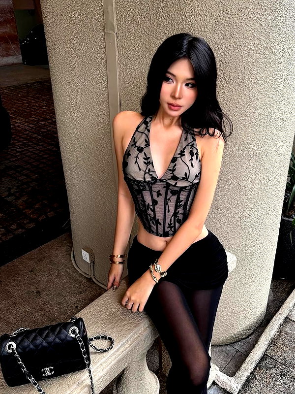lyhythuedoxinh instagram image archive image