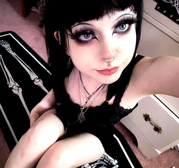 kittenfangsxx instagram image archive image