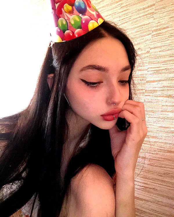 kriskaik instagram image archive image