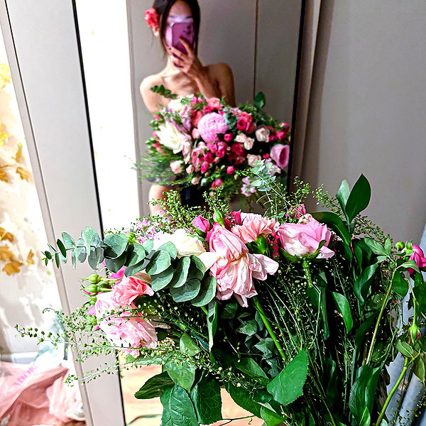 indra0102_ instagram image archive image