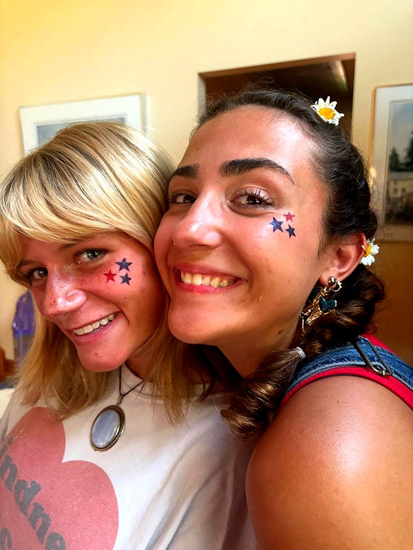 lila.clarkson instagram image archive image