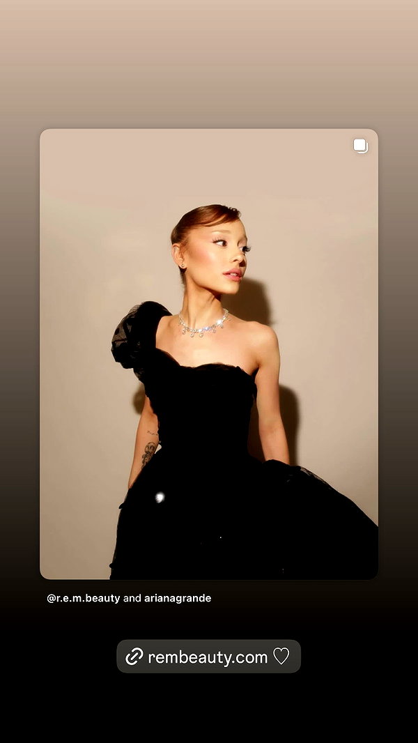 arianagrande instagram image archive image