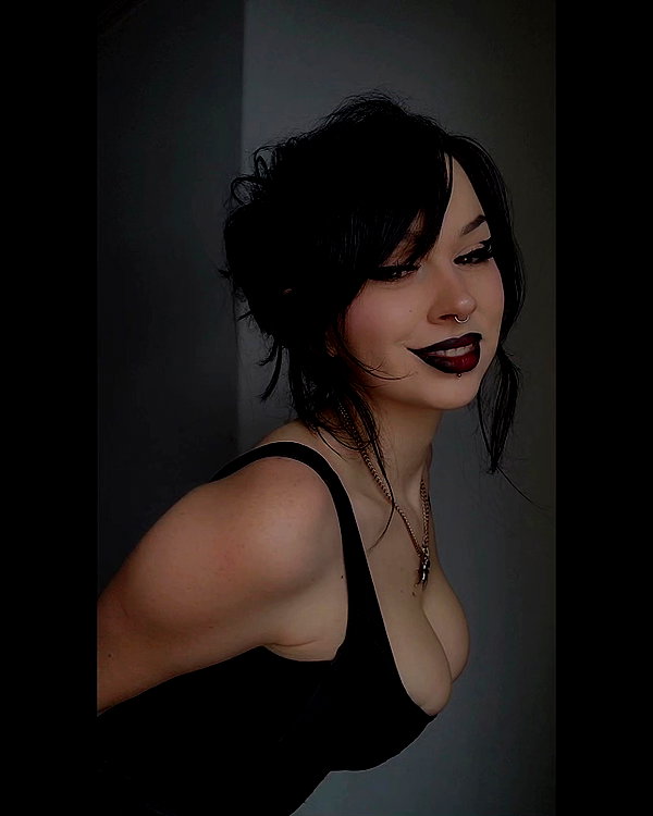 rixiadigivolved instagram image archive image