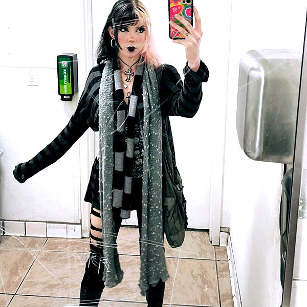 haileylayfield instagram image archive image