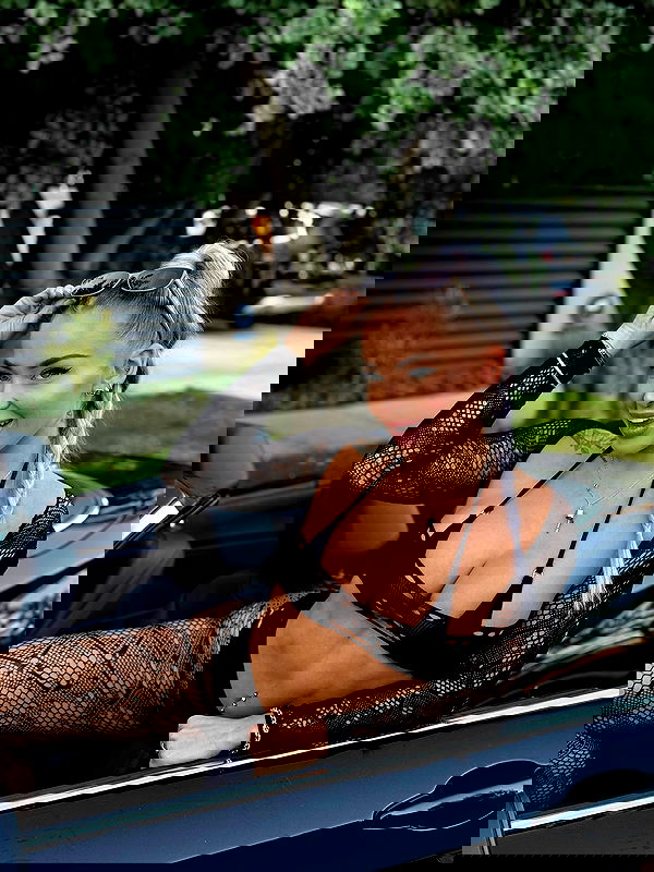 itshayleydavies itshayleydavies archive image