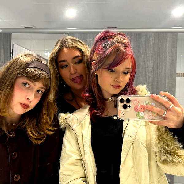 macaroni_naomi instagram image archive image