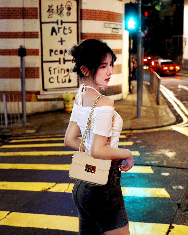52._.0921 instagram image archive image