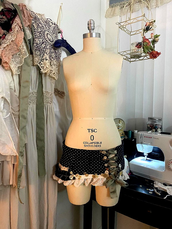 teakitten_ instagram image archive image