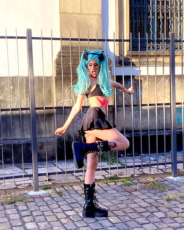 jadelaverne instagram image archive image