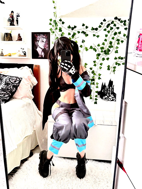 yumi.waifux instagram image archive image