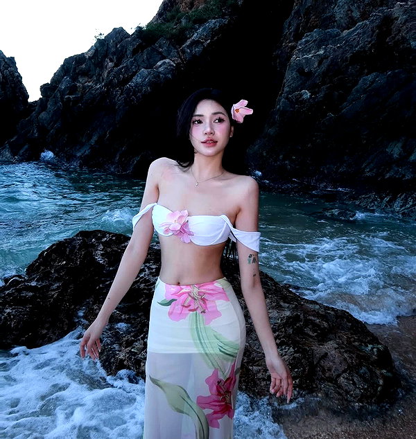 lyhythuedoxinh instagram image archive image
