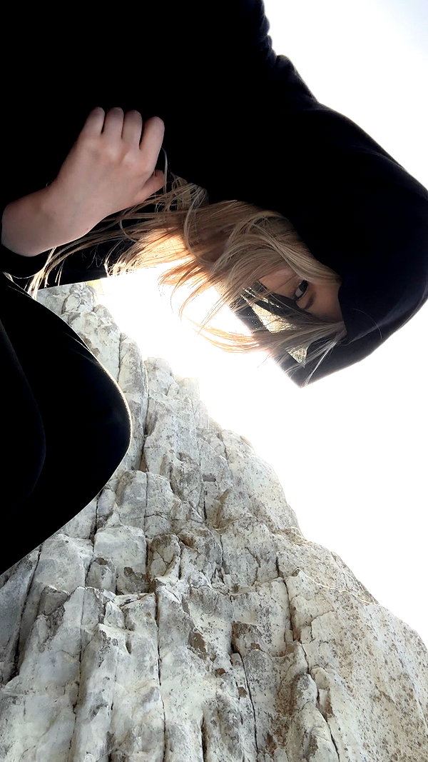 vvelum_ archive image