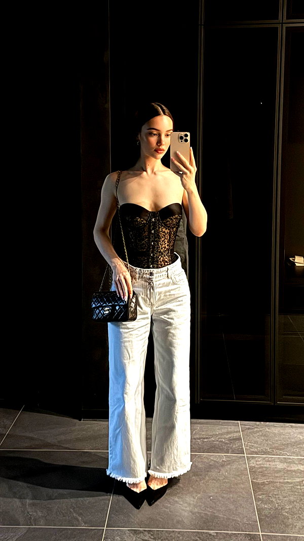 alexxndrraa archive image