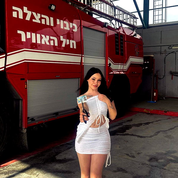 hellsqrc instagram image archive image