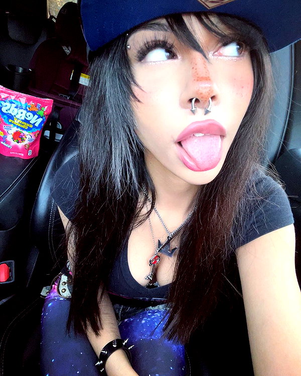 twodollie instagram image archive image