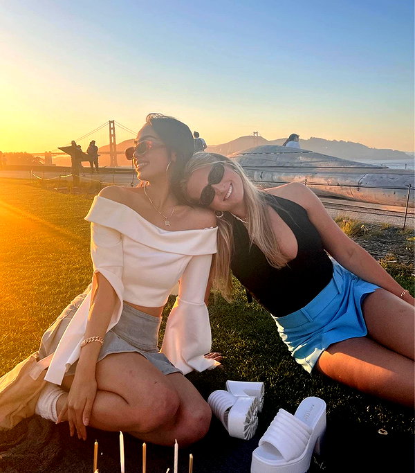 julia_ruelas instagram image archive image