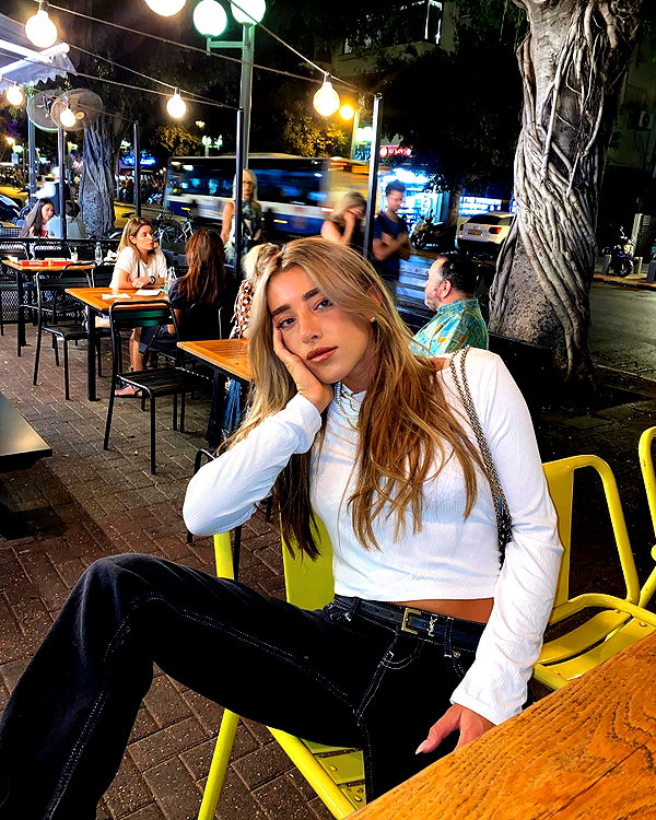 annezivi instagram image archive image