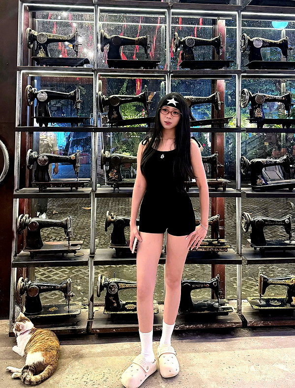 lyhythuedoxinh instagram image archive image