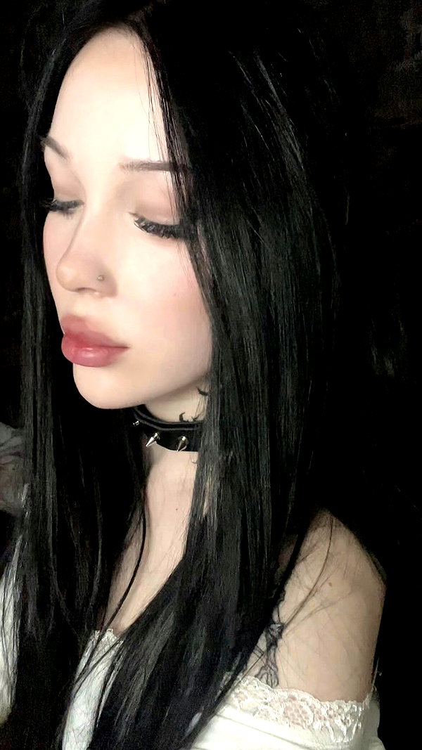 daaarkina instagram image archive image