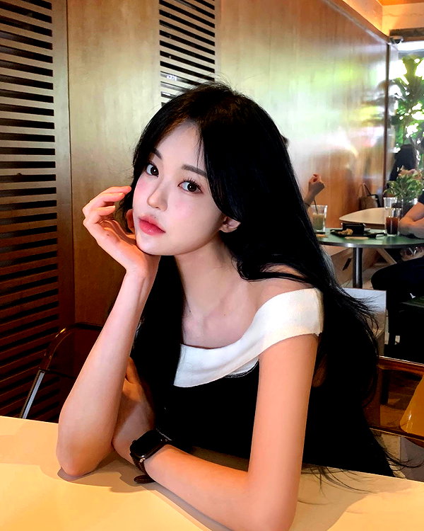 daxbin instagram image archive image