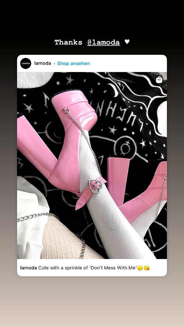 _lia.moon archive image