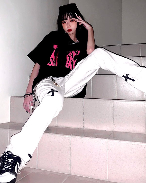 nixqq.425_ instagram image archive image