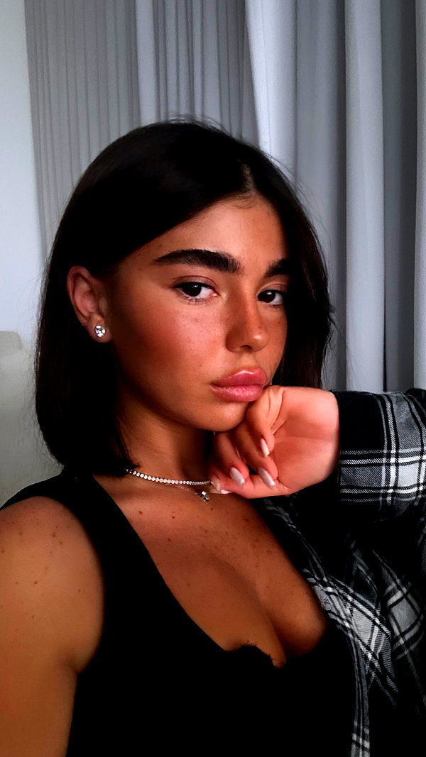 lian_sabag8 instagram image archive image