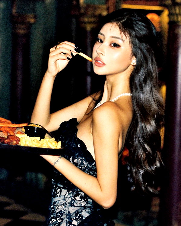 ll.lu1s instagram image archive image