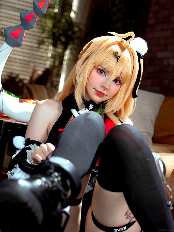 peachmilky_ instagram image archive image