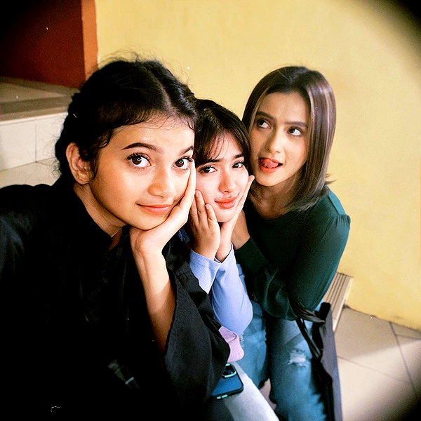 ratusfy_ instagram image archive image