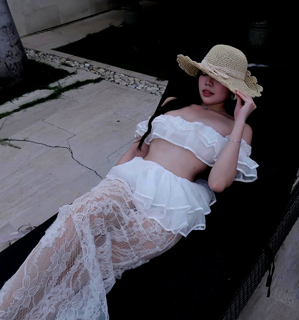 lyhythuedoxinh instagram image archive image