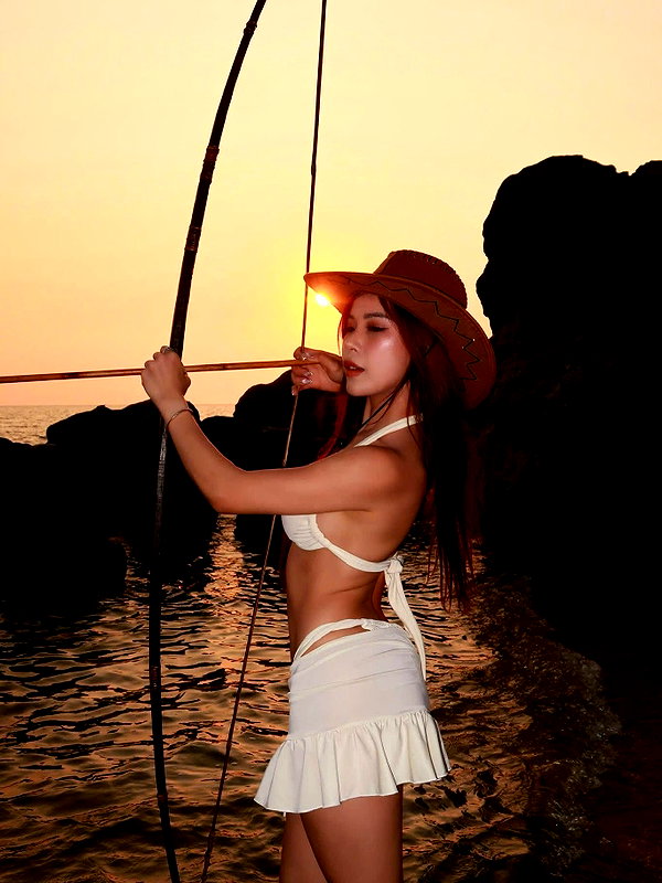 lyhythuedoxinh instagram image archive image