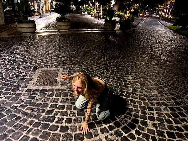 leni.bahr instagram image archive image