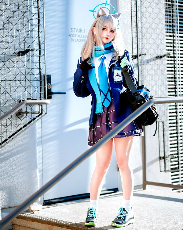 miee_cos instagram image archive image