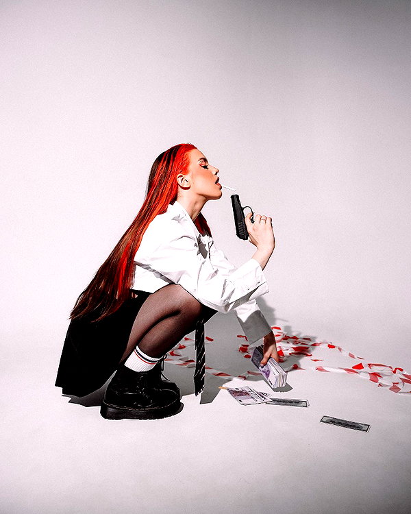 anna.utka22 instagram image archive image