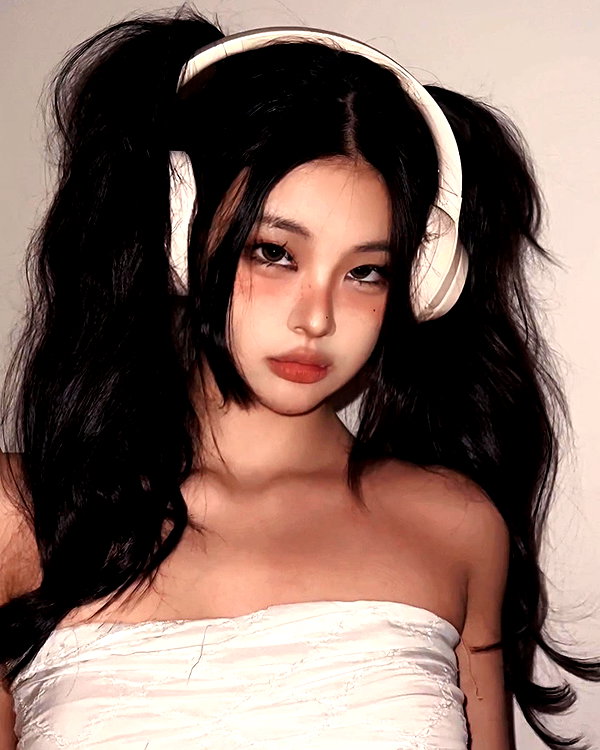 ll.lu1s instagram image archive image