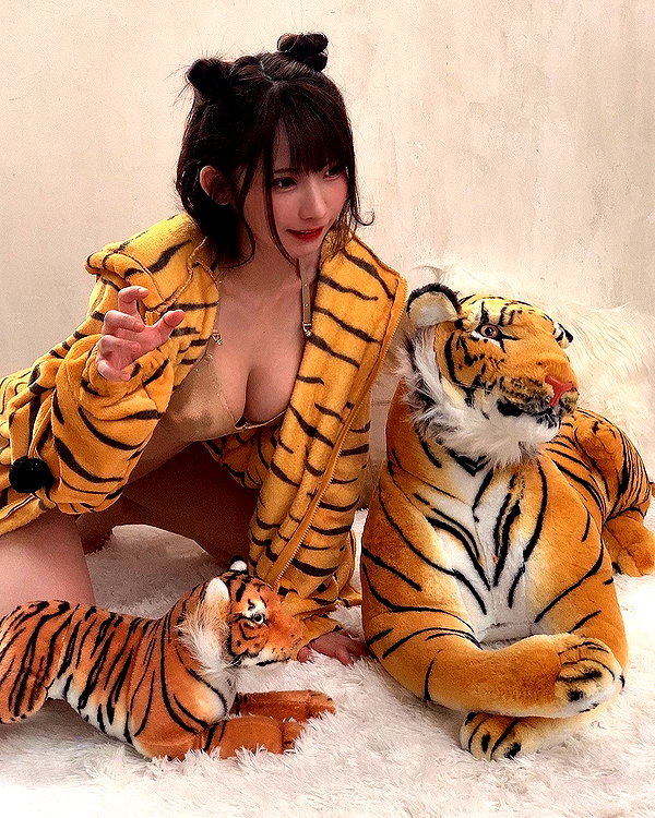 enakorin instagram image archive image