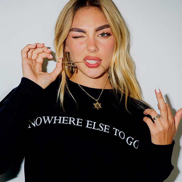 maya.keyy instagram image archive image