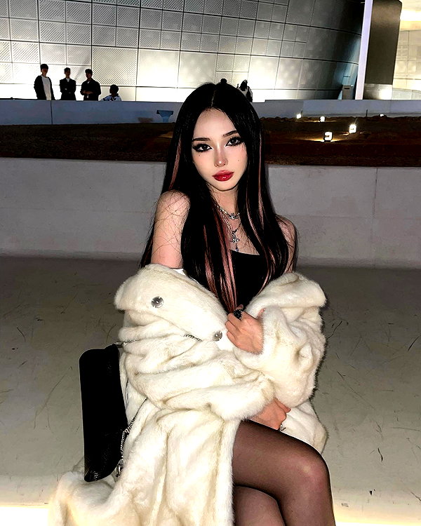 yuna_1_27 instagram image archive image