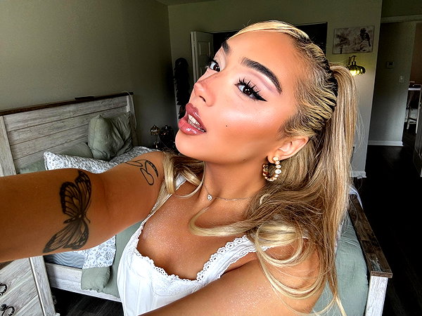 v.qx instagram image archive image