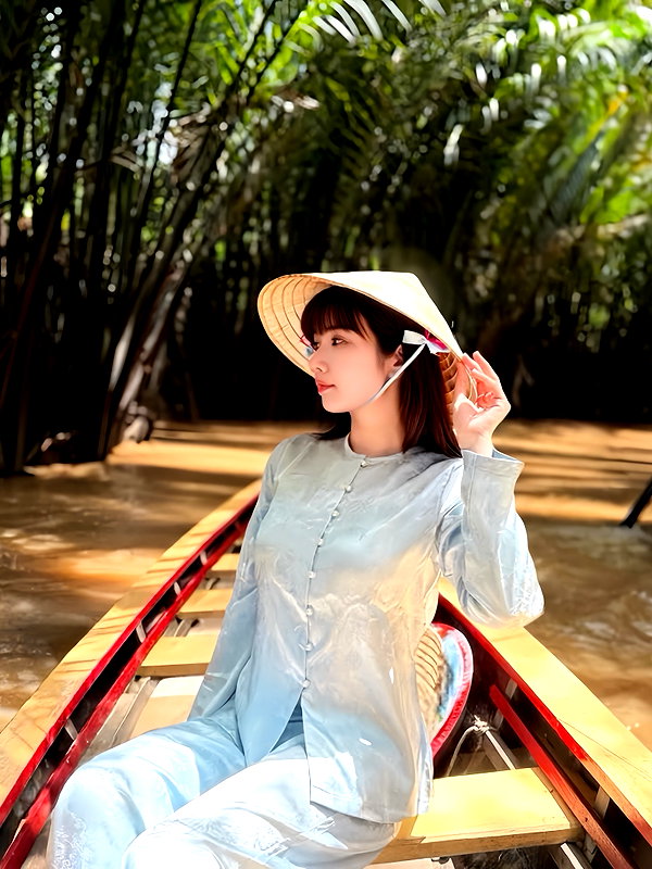 lyhythuedoxinh instagram image archive image