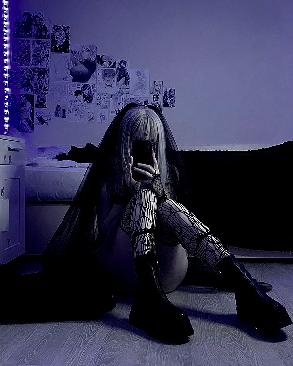glowmoonshorty instagram image archive image