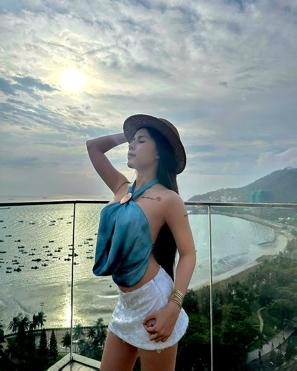 lyhythuedoxinh instagram image archive image