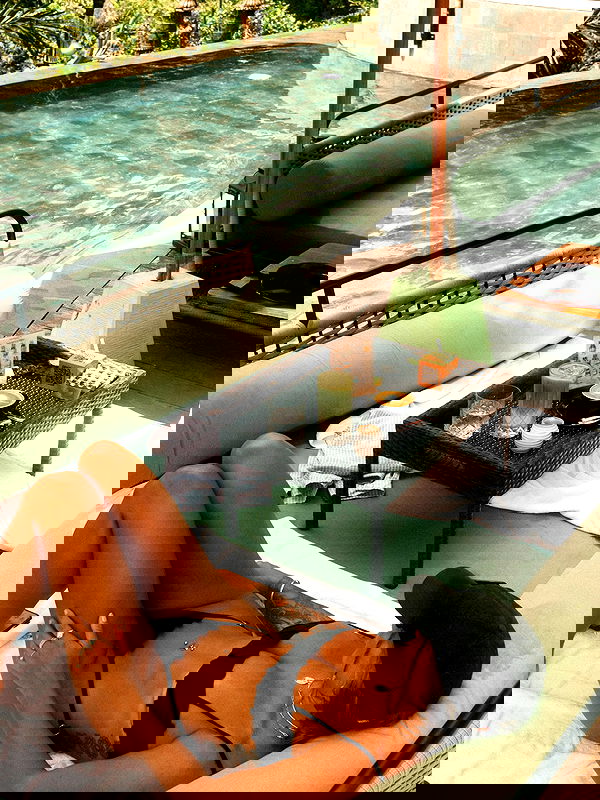 itshayleydavies itshayleydavies archive image